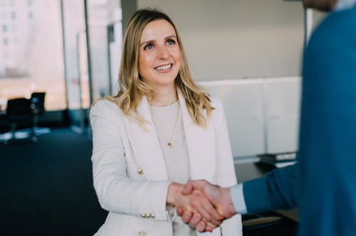 5893787.fs1.hubspotusercontent-na1.nethubfs5893787aiaibot_team-37_websize